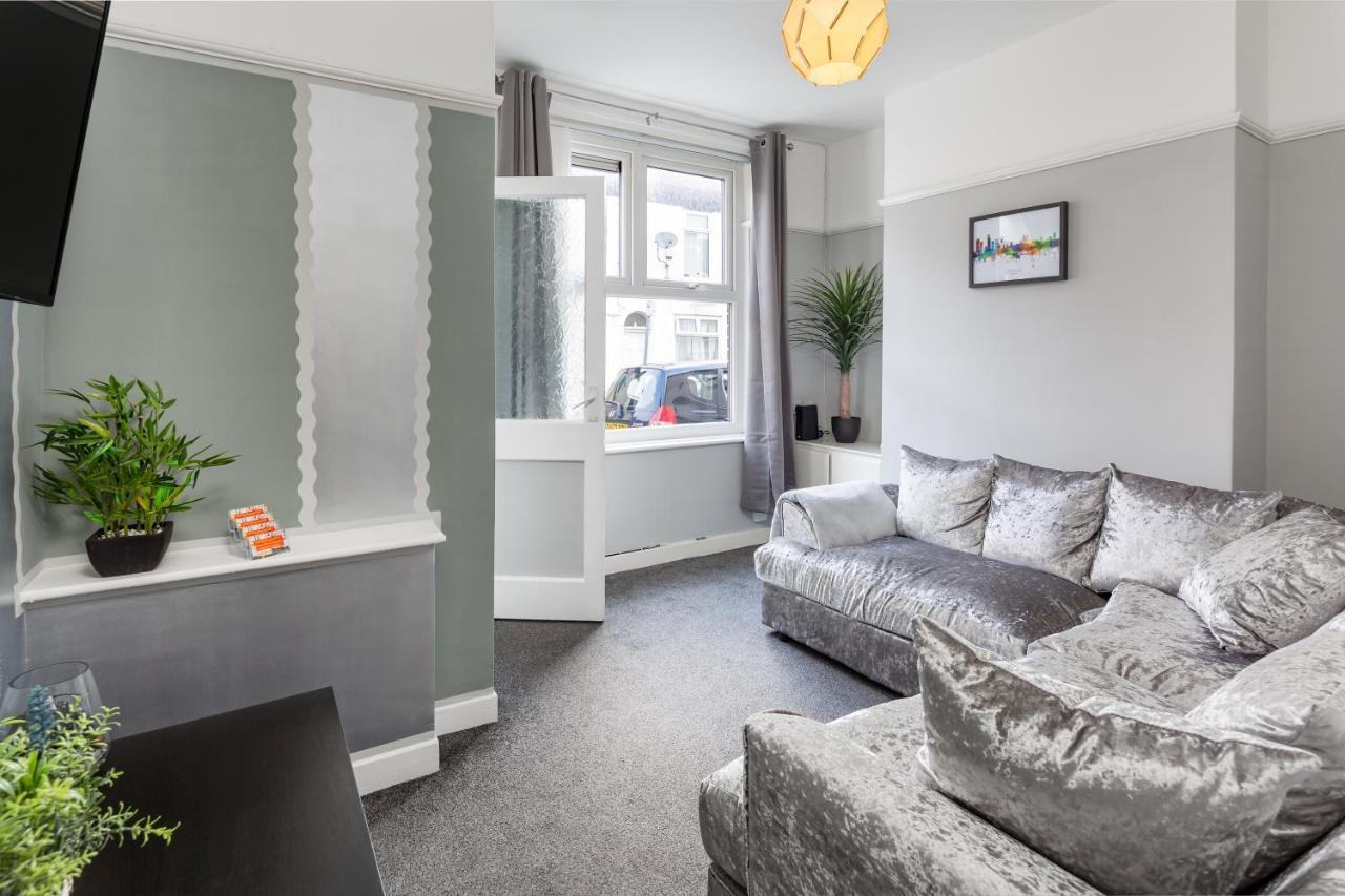 Comfortable Liverpool Townhouse - Free Parking Luaran gambar